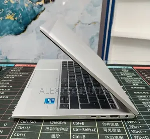 New Laptop HP EliteBook 830 G8 16GB Intel Core i5 SSD 512GB