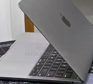 New Laptop Apple MacBook Pro 2019 16GB Intel Core i7 SSD 1T