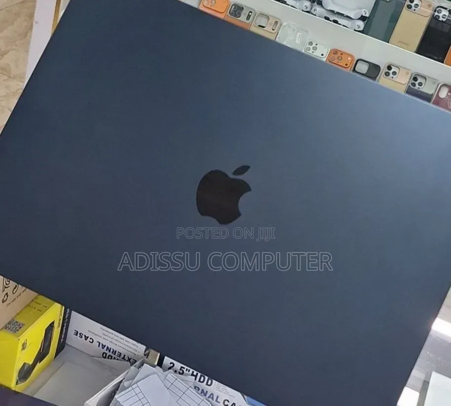 New Laptop Apple MacBook Air 2025 M4 16GB Apple M4 SSD 256GB