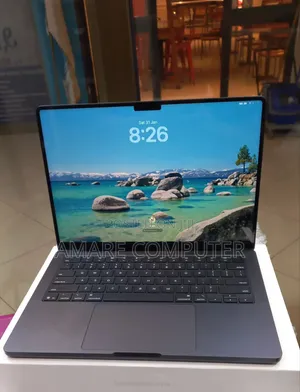 New Laptop Apple MacBook Pro 2025 M5 16GB Apple M5 Pro SSD 512GB