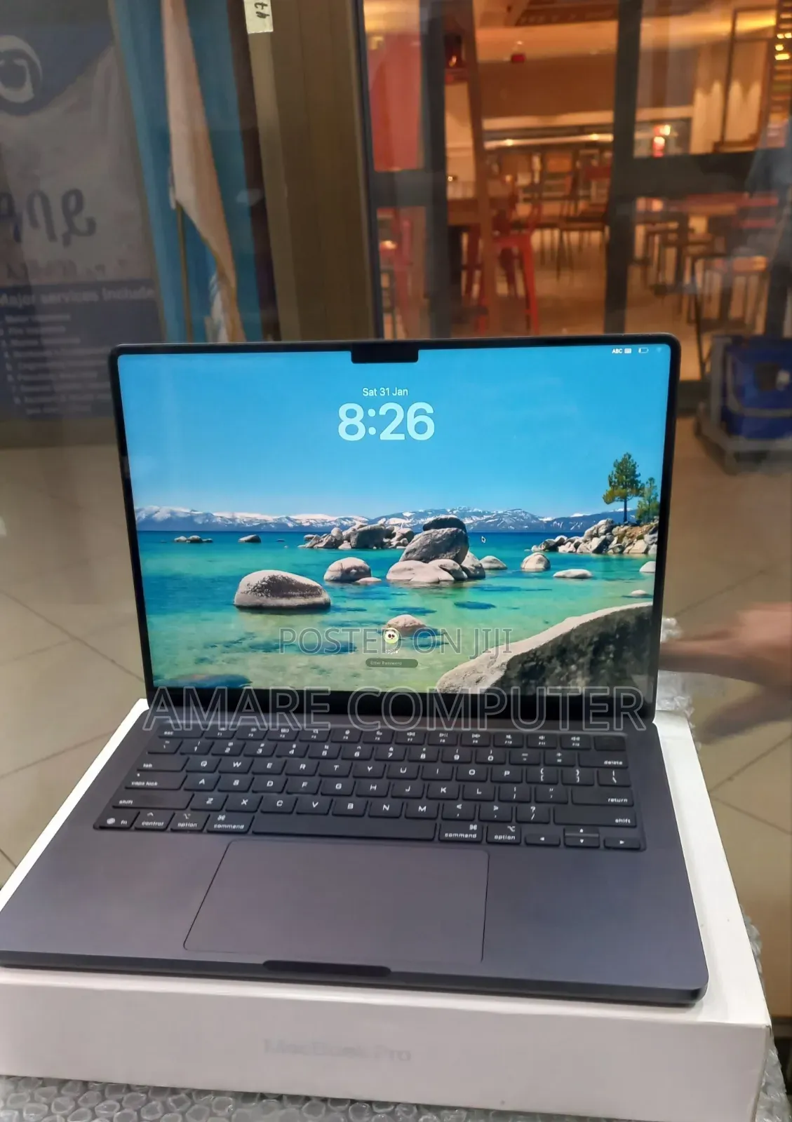 New Laptop Apple MacBook Pro 2025 M5 16GB Apple M5 Pro SSD 512GB