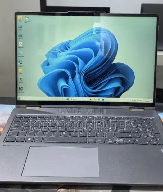 New Laptop Lenovo Yoga 3 16GB AMD Ryzen 7 SSD 512GB