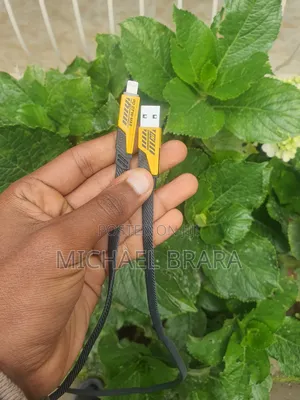 አዲስ 4-in-1 መልቲ-ፈንክሽን ቻርጀር ኬብል