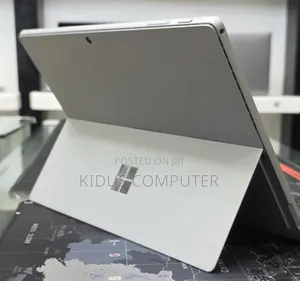New Laptop Microsoft Surface 16GB Intel Core i7 SSD 512GB