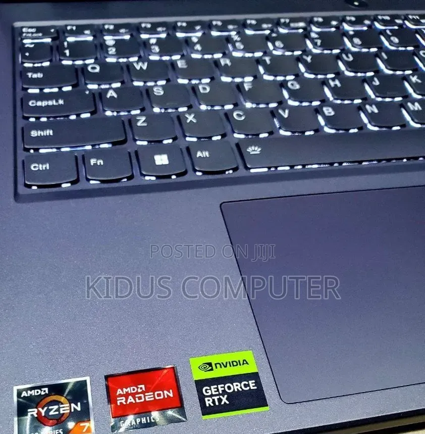 New Laptop Lenovo Legion 5 16GB AMD Ryzen 7 SSD 512GB
