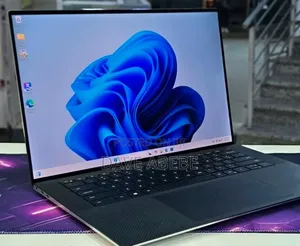 New Laptop Dell XPS 15 16GB Intel Core i7 SSD 512GB