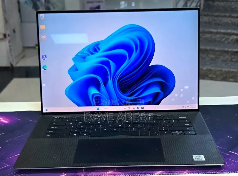 New Laptop Dell XPS 15 16GB Intel Core i7 SSD 512GB