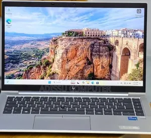 New Laptop HP EliteBook 840 G8 16GB Intel Core i5 SSD 512GB