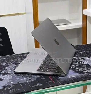 Laptop Apple MacBook Pro 2019 16GB Intel Core i7 SSD 1T