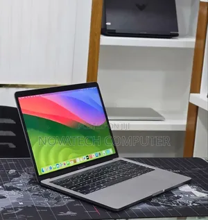 Laptop Apple MacBook Pro 2019 16GB Intel Core i7 SSD 1T