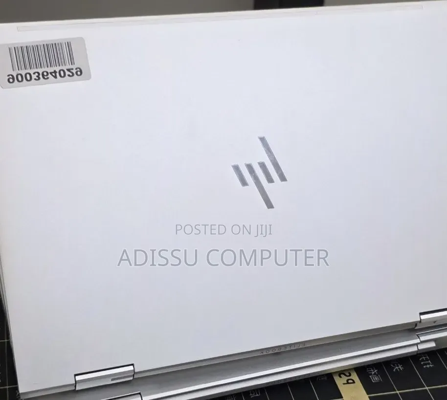 New Laptop HP EliteBook 830 G8 16GB Intel Core i5 SSD 512GB