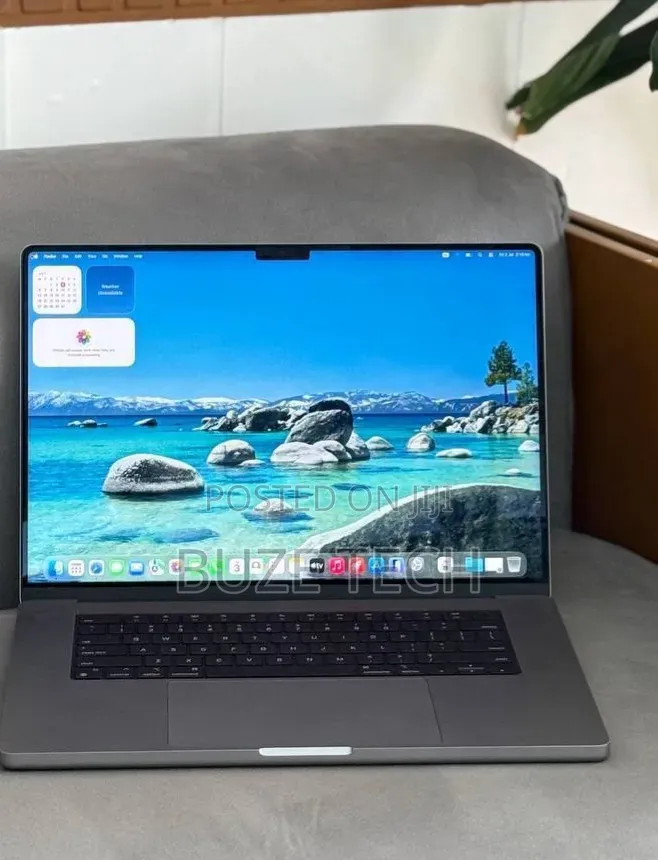 New Laptop Apple MacBook Pro 2021 M1 32GB Apple M1 Pro SSD 512GB