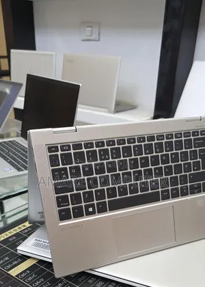New Laptop HP EliteBook 830 G8 16GB Intel Core i5 SSD 512GB