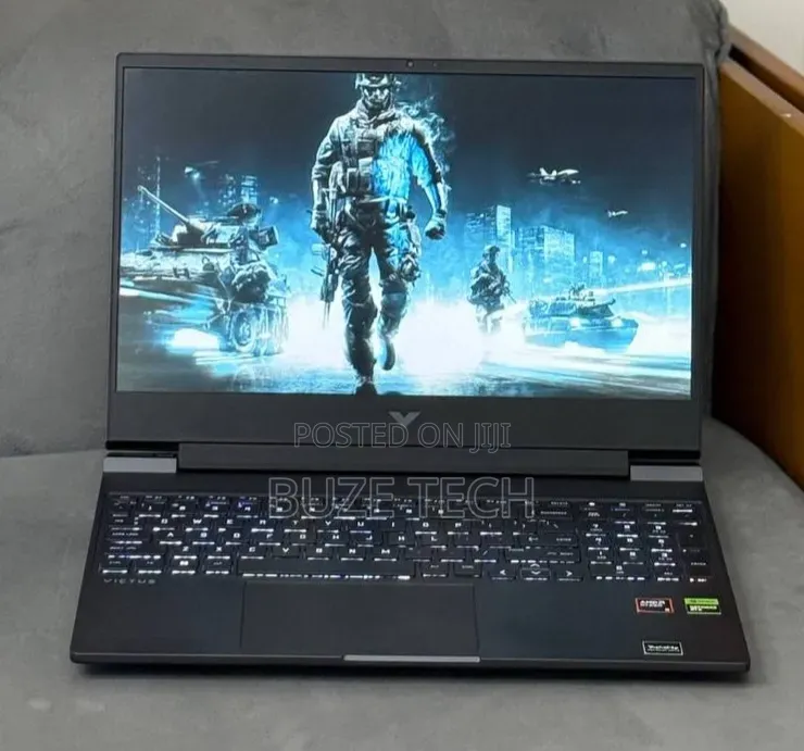 New Laptop HP 16GB AMD Ryzen 5 SSD 512GB