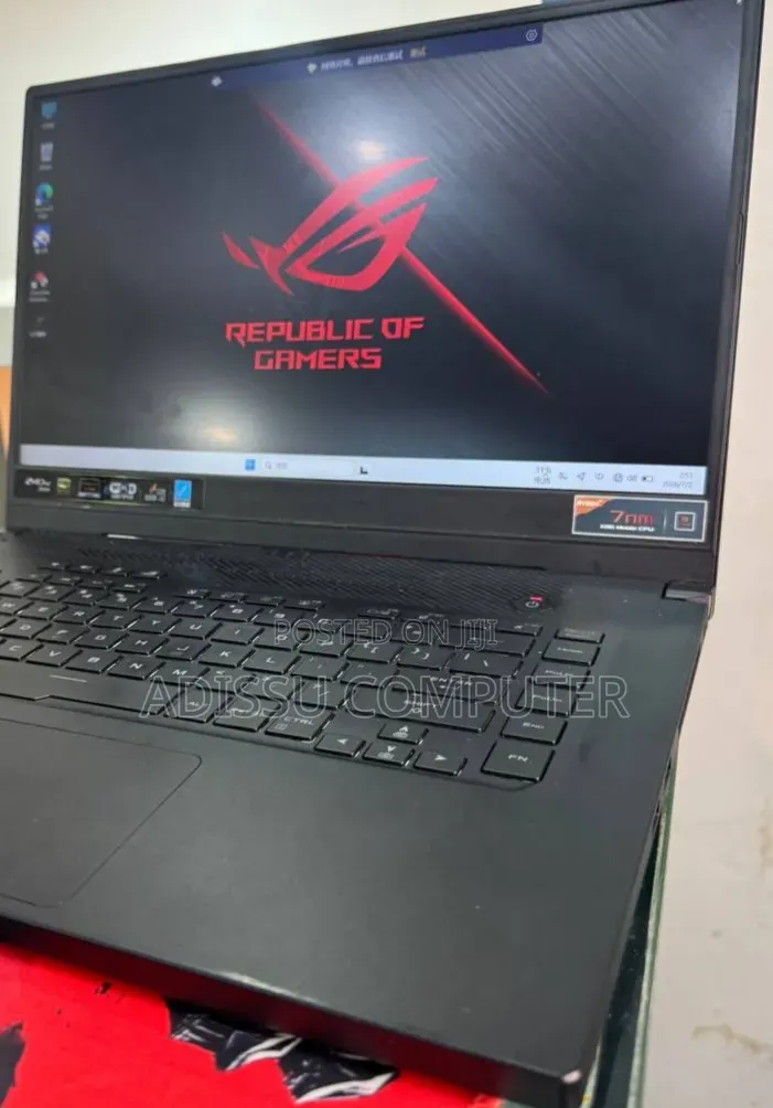 New Laptop Asus ROG Strix G15 16GB AMD Ryzen 9 SSD 512GB