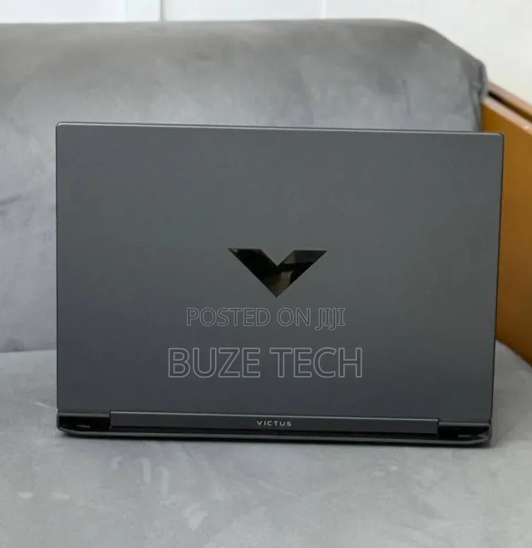 New Laptop HP 16GB AMD Ryzen 5 SSD 512GB