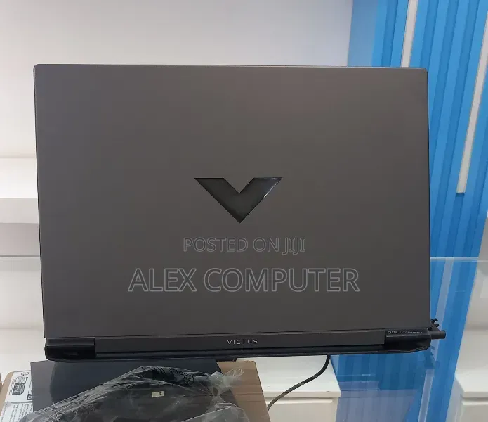 New Laptop HP Victus 15 16GB Intel Core i5 SSD 512GB