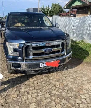 Ford F-150 2015 Blue