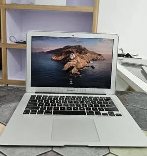 New Laptop Apple MacBook Air 2017 8GB Intel Core i7 SSD 256GB
