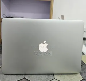 New Laptop Apple MacBook Air 2017 8GB Intel Core i7 SSD 256GB