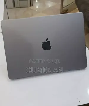 New Laptop Apple MacBook Pro 2021 M1 16GB Apple M1 Pro SSD 512GB