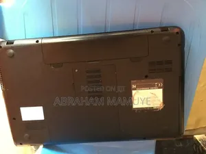 Laptop Toshiba NB510 4GB Intel Core i3 HDD 500GB
