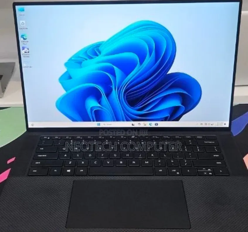New Laptop Dell XPS 15 16GB Intel Core i7 SSD 512GB