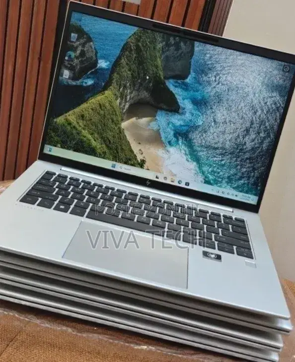 New Laptop HP EliteBook 840 G9 16GB Intel Core i5 SSD 512GB
