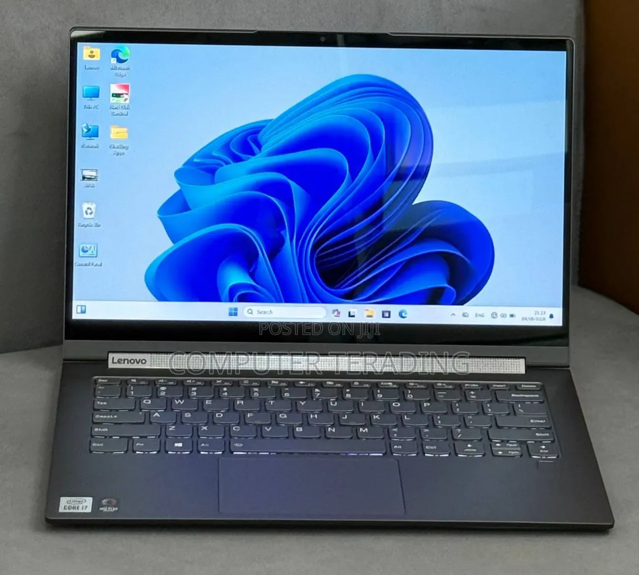 New Laptop Lenovo Yoga C740 12GB Intel Core i7 SSD 512GB