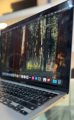New Laptop Apple MacBook Pro 2019 8GB Apple M1 Pro SSD 256GB
