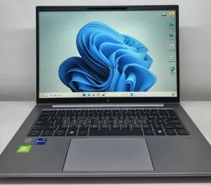 New Laptop HP ZBook Firefly G9 16GB Intel Core i7 SSD 512GB