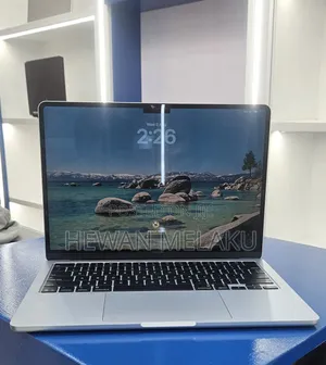 New Laptop Apple MacBook Air 2025 M4 16GB Apple M4 SSD 512GB