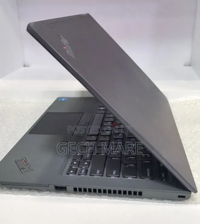 New Laptop Lenovo ThinkPad T14 16GB Intel Core i5 SSD 512GB
