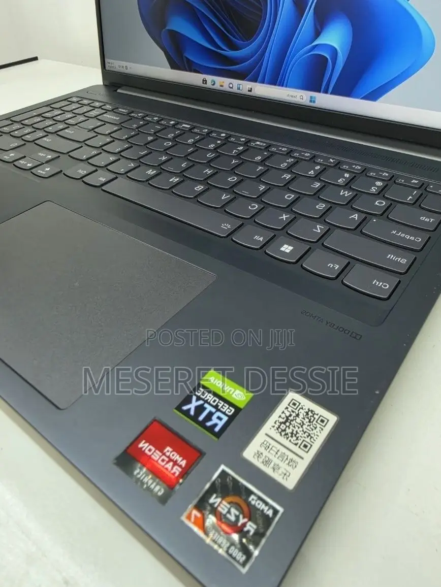 New Laptop HP 16GB AMD Ryzen 7 SSD 512GB