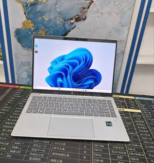 New Laptop HP Pavilion 15-cs3063cl 16GB Intel Core i7 SSD 512GB