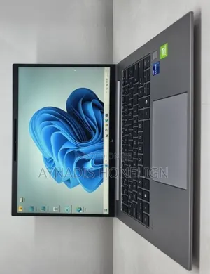 New Laptop HP ZBook Firefly G9 16GB Intel Core i7 SSD 512GB