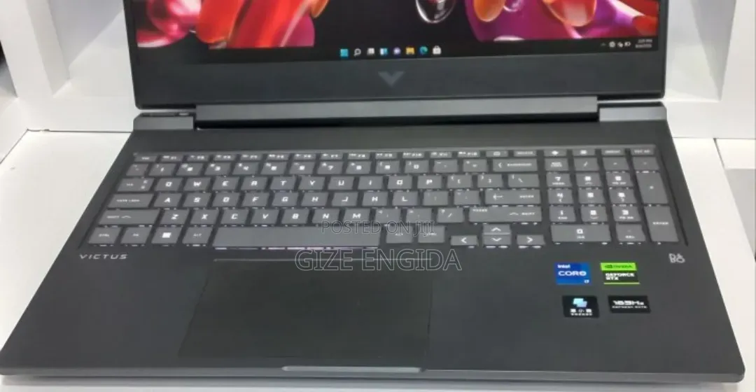 New Laptop HP Victus 16 16GB Intel Core i7 SSD 1T