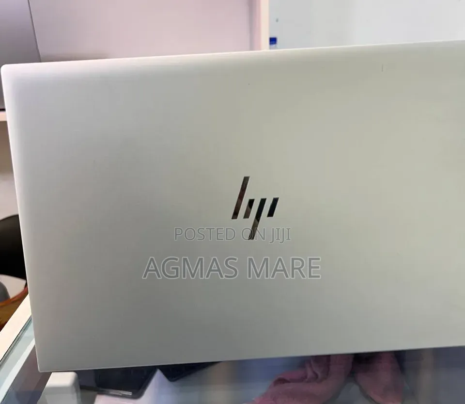 New Laptop HP EliteBook 840 G8 16GB Intel Core i7 SSD 512GB
