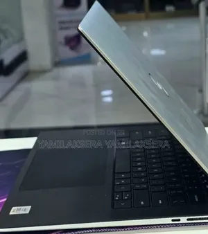 New Laptop Dell XPS 15 16GB Intel Core i7 SSD 512GB