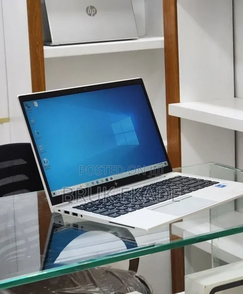 New Laptop HP EliteBook 840 G8 16GB Intel Core i7 SSD 512GB