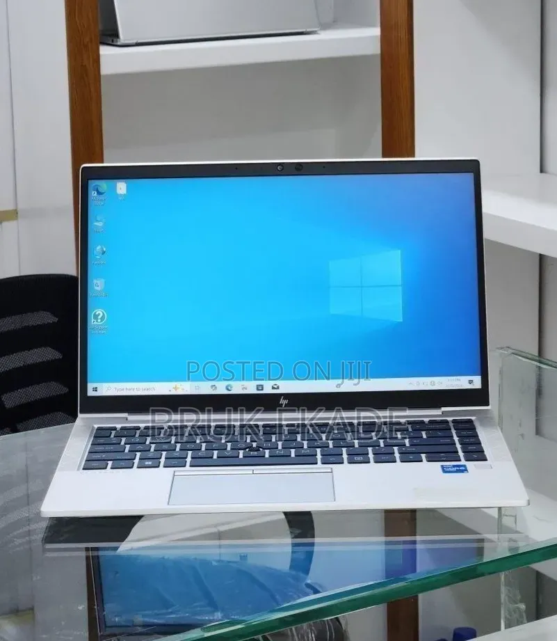 New Laptop HP EliteBook 840 G8 16GB Intel Core i7 SSD 512GB