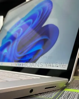 New Laptop Microsoft Surface 16GB Intel Core Ultra 7 SSD 512GB