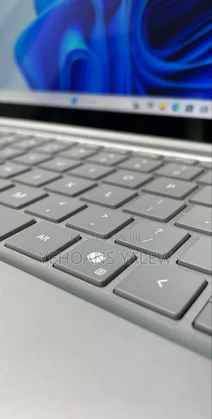 New Laptop Microsoft Surface 16GB Intel Core Ultra 7 SSD 512GB