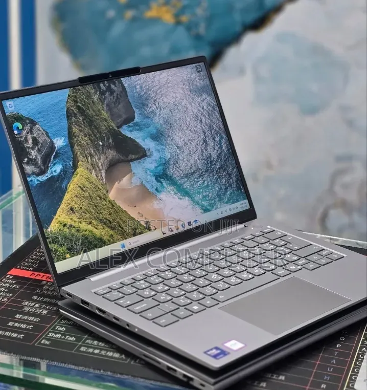 New Laptop Lenovo Thinkbook 14 16GB Intel Core Ultra 7 SSD 512GB