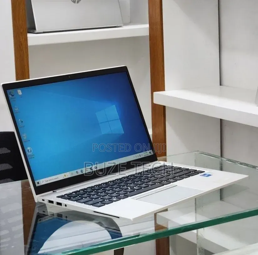 New Laptop HP EliteBook 840 G8 16GB Intel Core i7 SSD 512GB