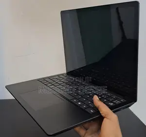 New Laptop HP 16GB Intel Core i7 SSD 512GB
