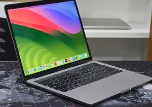 New Laptop Apple MacBook Pro 2019 16GB Intel Core i7 SSD 1T