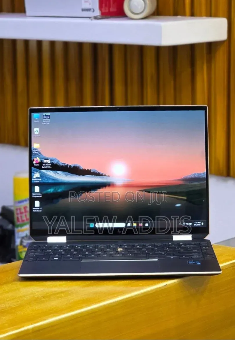 New Laptop HP Spectre 16GB Intel Core i7 SSD 512GB