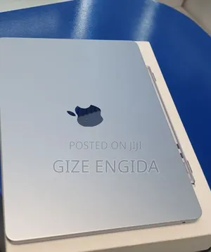 New Laptop Apple MacBook Air 2025 M4 16GB Apple M5 SSD 512GB