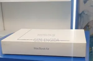 New Laptop Apple MacBook Air 2025 M4 16GB Apple M5 SSD 512GB